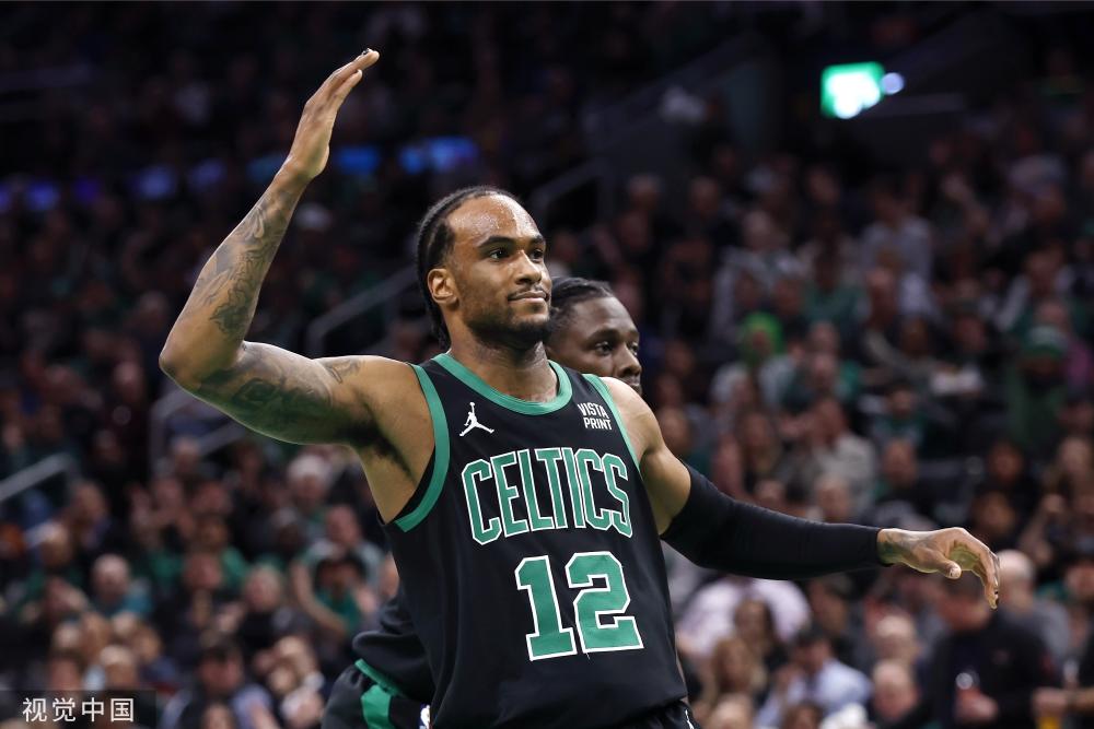 NBA常规赛激战，7名球员被逐！霍兰再上演詹姆斯式“报复”！.